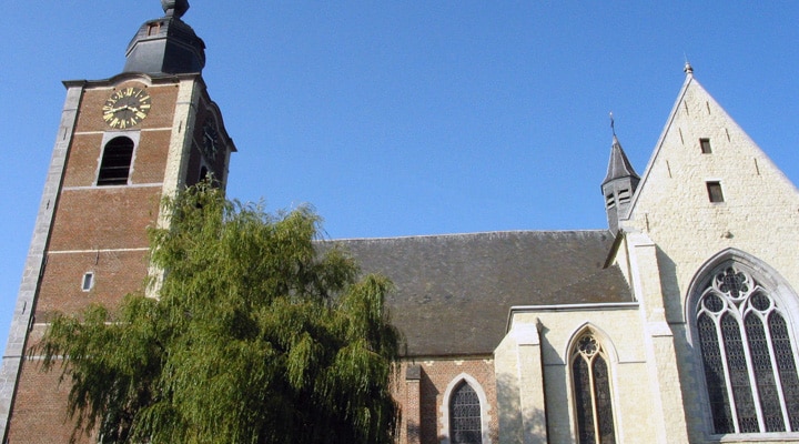 Eglise à Braine l'Alleud détective Belgique